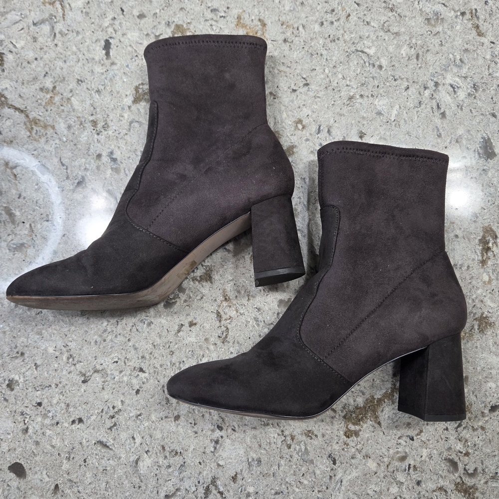 Ann‎ Taylor Suede Ankle Booties in Charcoal